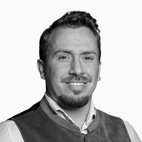 Patrick Schroll, Spezialist für Baufinanzierung und Ratenkredit, Wiesbaden
