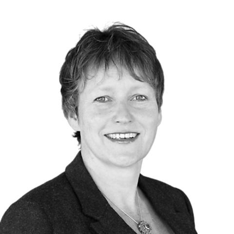 Gaby Gerke, Spezialistin für Baufinanzierung und Ratenkredit, Lübeck Gaby Gerke, Spezialistin für Baufinanzierung und Ratenkredit, Lübeck
