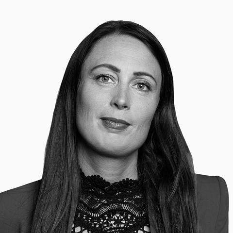 Daniela Schwab, Spezialistin für Baufinanzierung und Ratenkredit, Wiesbaden