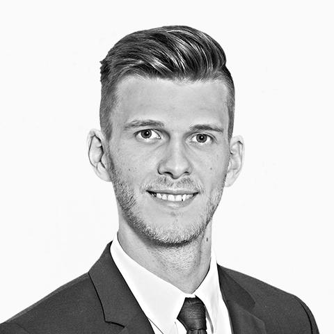 Niklas Vietor, Spezialist für Baufinanzierung und Ratenkredit, Leer Niklas Vietor, Spezialist für Baufinanzierung und Ratenkredit, Leer