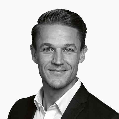Christoph Kuhnt, Spezialist für Baufinanzierung und Ratenkredit, Hannover Christoph Kuhnt, Spezialist für Baufinanzierung und Ratenkredit, Hannover