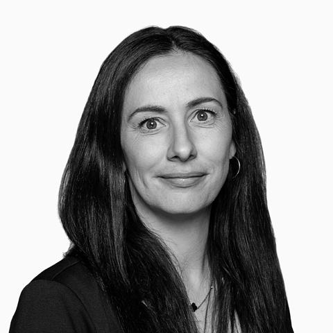 Alexandra Schönfeld, Spezialistin für Baufinanzierung und Ratenkredit, Lübeck