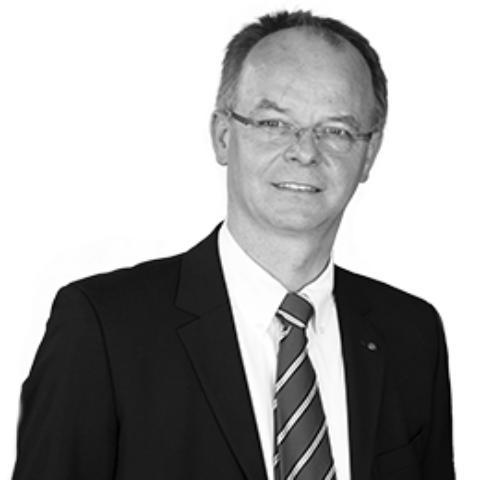 Jörg Strack, Spezialist für Baufinanzierung und Ratenkredit, Berlin