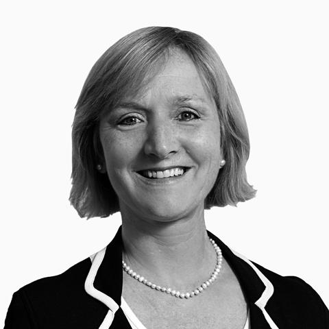 Caren Lässig, Spezialistin für Baufinanzierung und Ratenkredit, Oranienburg Caren Lässig, Spezialistin für Baufinanzierung und Ratenkredit, Oranienburg