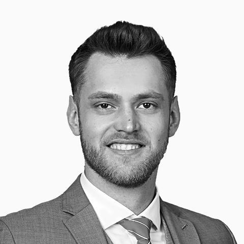 Benedikt Alberts, Spezialist für Baufinanzierung und Ratenkredit, Remscheid