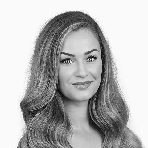 Nicole Lushi, Spezialistin für Baufinanzierung und Ratenkredit, Ingolstadt Nicole Lushi, Spezialistin für Baufinanzierung und Ratenkredit, Ingolstadt