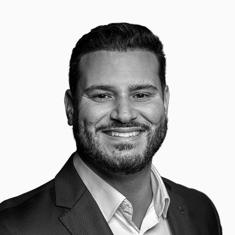 Hakan Gezinci, Spezialist für Baufinanzierung und Ratenkredit, Geretsried