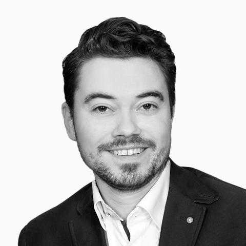 Jens Seeger, Spezialist für Baufinanzierung und Ratenkredit, Hannover Jens Seeger, Spezialist für Baufinanzierung und Ratenkredit, Hannover