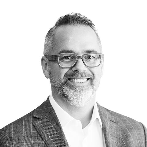 Reinhard Straub, Spezialist für Baufinanzierung und Ratenkredit, München Reinhard Straub, Spezialist für Baufinanzierung und Ratenkredit, München