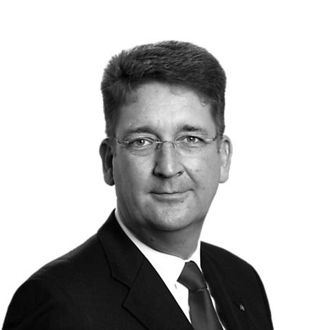 Lars Schult, Spezialist für Baufinanzierung und Ratenkredit, Hamburg Lars Schult, Spezialist für Baufinanzierung und Ratenkredit, Hamburg