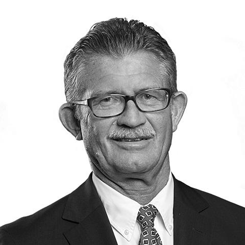 Hansjürgen Rinske, Spezialist für Baufinanzierung und Ratenkredit, Augsburg Hansjürgen Rinske, Spezialist für Baufinanzierung und Ratenkredit, Augsburg