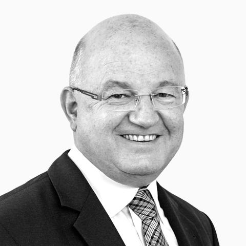 Wolfram Hirt, Spezialist für Baufinanzierung und Ratenkredit, Reutlingen Wolfram Hirt, Spezialist für Baufinanzierung und Ratenkredit, Reutlingen