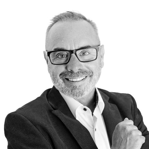 Andree Kollikowski, Spezialist für Versicherung, Lübeck Andree Kollikowski, Spezialist für Versicherung, Lübeck
