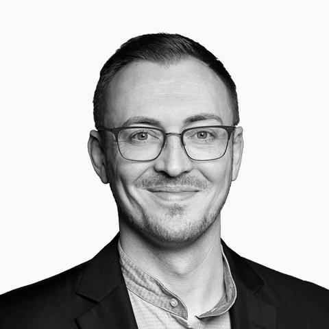 Konstantin Dick, Spezialist für Baufinanzierung und Versicherung, Saarbrücken Konstantin Dick, Spezialist für Baufinanzierung und Versicherung, Saarbrücken