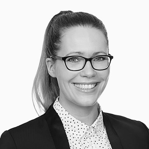 Alena Hasse, Spezialistin für Baufinanzierung und Ratenkredit, Hannover Alena Hasse, Spezialistin für Baufinanzierung und Ratenkredit, Hannover