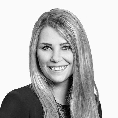 Tanja Baumgärtner, Spezialistin für Baufinanzierung und Ratenkredit, Köln Tanja Baumgärtner, Spezialistin für Baufinanzierung und Ratenkredit, Köln