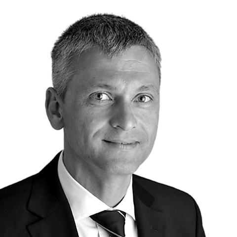 Jörg Steinhilber, Spezialist für Baufinanzierung und Ratenkredit, Stuttgart Jörg Steinhilber, Spezialist für Baufinanzierung und Ratenkredit, Stuttgart