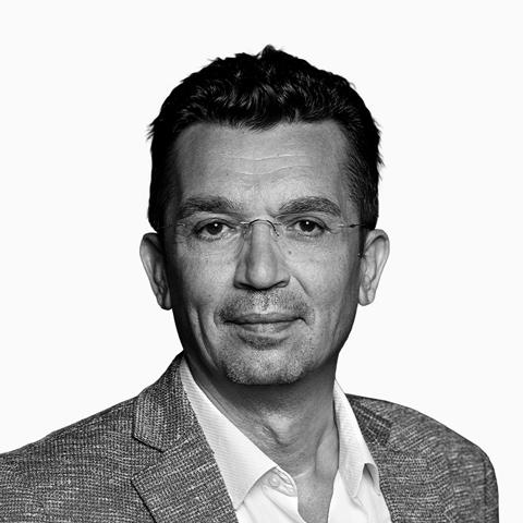 Ahmet Eren, Spezialist für Baufinanzierung und Ratenkredit, Dietmannsried