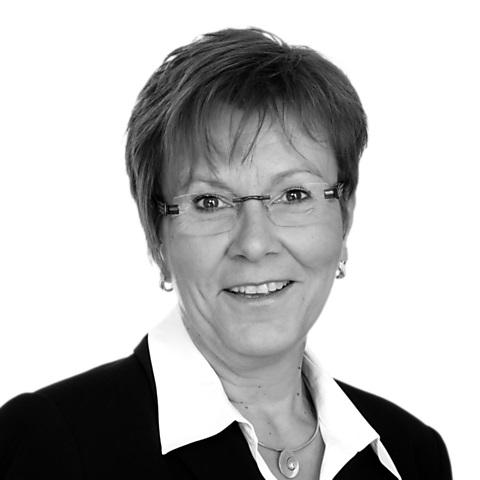 Angela Murken, Spezialistin für Baufinanzierung und Ratenkredit, Göttingen Angela Murken, Spezialistin für Baufinanzierung und Ratenkredit, Göttingen