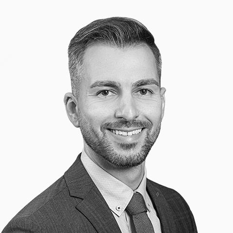 Michael Oßwald, Spezialist für Baufinanzierung und Ratenkredit, Baden-Baden Michael Oßwald, Spezialist für Baufinanzierung und Ratenkredit, Baden-Baden