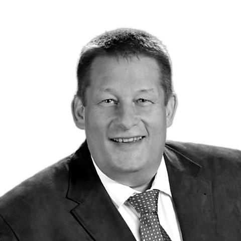 Ralf Hissenauer, Spezialist für Baufinanzierung und Ratenkredit, Gau-Algesheim Ralf Hissenauer, Spezialist für Baufinanzierung und Ratenkredit, Gau-Algesheim